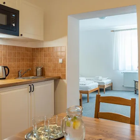 Dobry Kanec - Herberg *