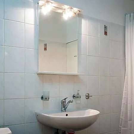 Gasthof Dobry Kanec - *